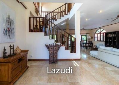 CRYSTAL VIEW: 2 Storey 5 Bed Pool Villa