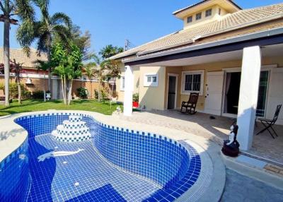 Urgent Sale Stunning 3 Bedroom Pool Villa