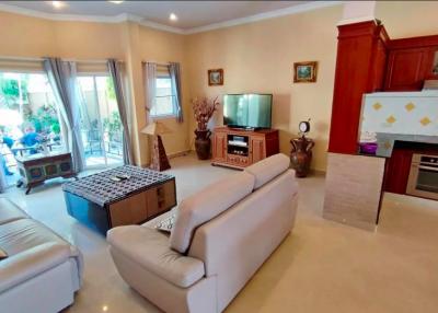 Urgent Sale Stunning 3 Bedroom Pool Villa