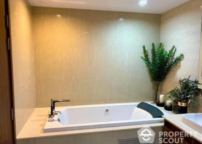 2-BR Condo at The Hudson Sathorn 7 near BTS Chong Nonsi (ID 391496)