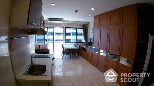 1-BR Condo at Saranjai Mansion Condominium near BTS Nana (ID 514263)