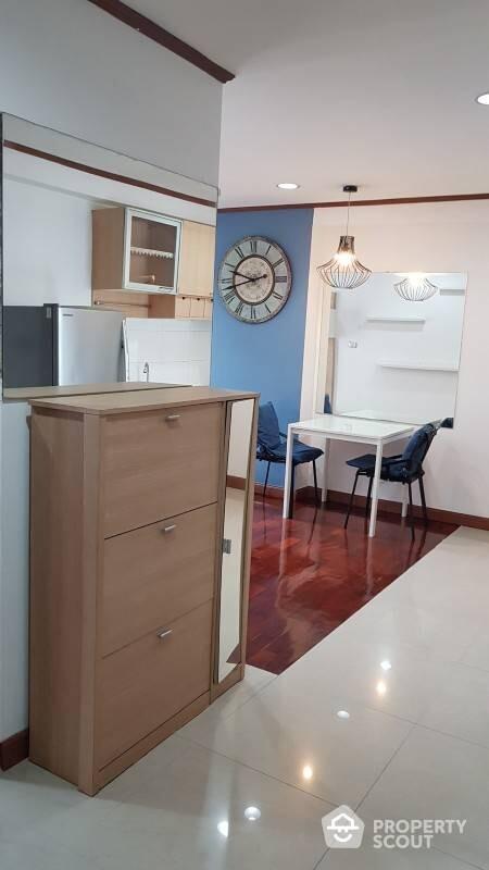 1-BR Condo at Saranjai Mansion Condominium near BTS Nana (ID 514262)