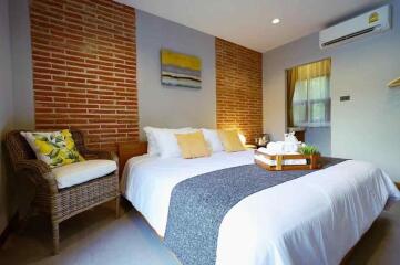 Chiang Mai Boutique Hotel for Sale  Prime Location, 18 Rooms 60M THB