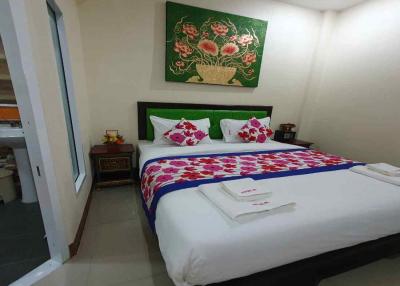Traditional Thai luxury hotel for sale Chiang Mai | Pimlada | Discover the city