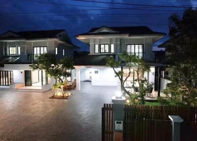 Spacious 7BR Twin House for Sale in Chiang Mai - Reduced Price