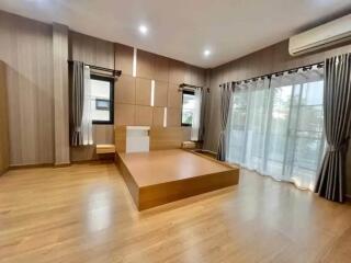 Spacious 7BR Twin House for Sale in Chiang Mai - Reduced Price