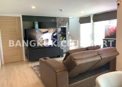 Condo at KnightsBridge Tiwanon for sale