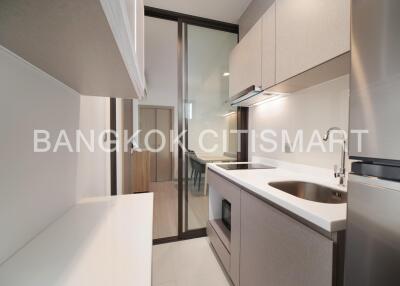 Condo at Life Asoke-Rama 9 for rent