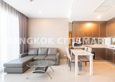 Condo at Menam Residences for rent