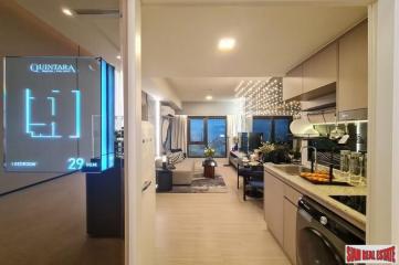 New High-Rise Condo with Roof Top Facilities next to BTS Pho Nimit, Krung Thonburi - Studio Units