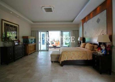 Sedona Villas 2 – 7 Bed 7 Bath in East Pattaya PC8274