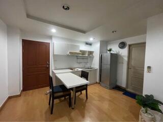 Condo for Rent at RESORTA CONDOMINIUM