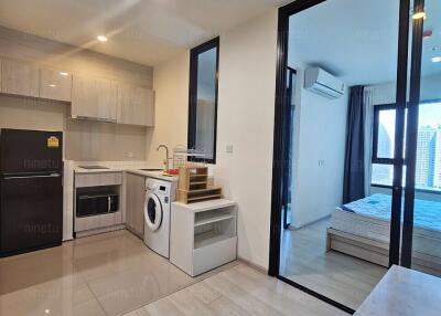 Condo for Rent at Life Asoke