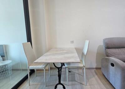 Condo for Rent at Life Asoke