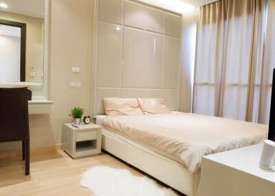 Condo for Rent at The Address Phayathai