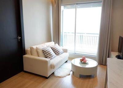 Condo for Rent at The Address Phayathai