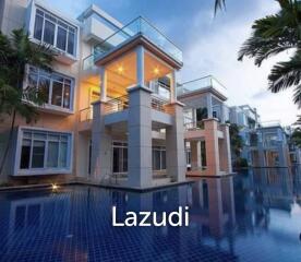 BLUE LAGOON CONDO : 2 bed beach front