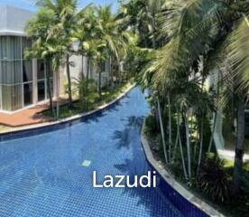 BLUE LAGOON CONDO : 2 bed beach front