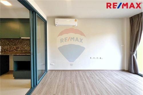 31 Sqm., 1 Bed Condo listed for ฿ 2,950,000.