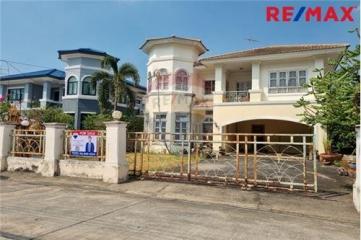 203 Sqm., 3 Beds Townhouse listed for ฿ 3,700,000.