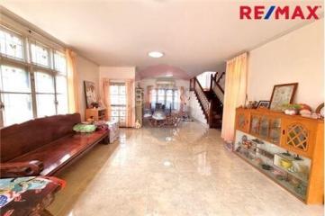 203 Sqm., 3 Beds Townhouse listed for ฿ 3,700,000.