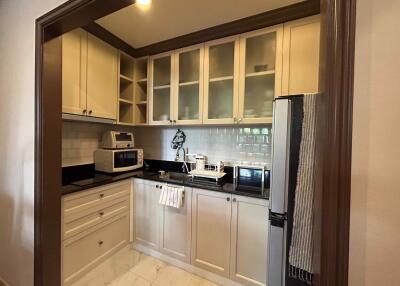 2 bed Condo in The Reserve - Kasemsan 3 Wang Mai Sub District C020843