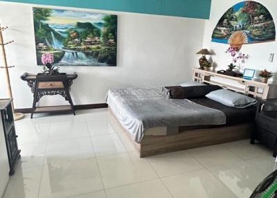 Modern 2 Bedroom Condo For Sale Near The New US Consulate Chiang Mai