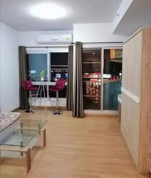 1 Bedroom Condo