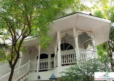 Fantasia Villa 2 - Secure Three + One Bedroom House for Rent in Bang Na