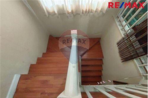 153 Sqm., 5 Beds House listed for ฿ 4,500,000.