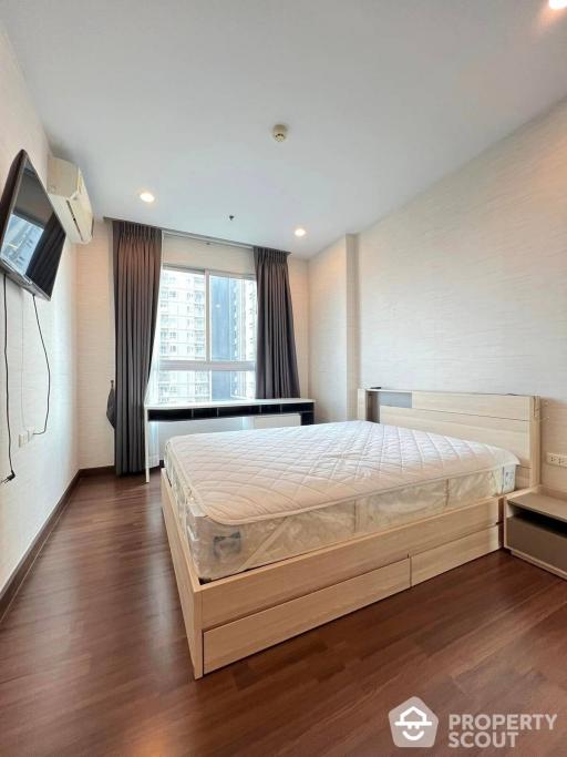 2-BR Condo at Supalai Lite Sathorn-Charoenrat in Bang Khlo