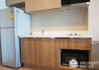 1-BR Condo at Rhythm Sathorn near BTS Saphan Taksin