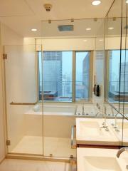 185 Rajadamri 2 bedroom condo for sale and rent