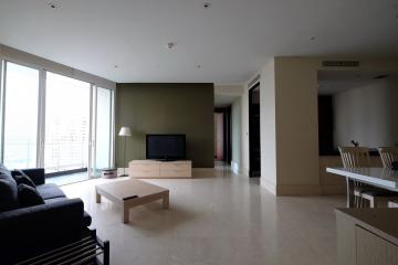 2 bedroom condo for rent at The Infinity