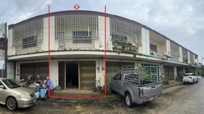 Commercial building, Soi Thung Lung Thani Soi 1