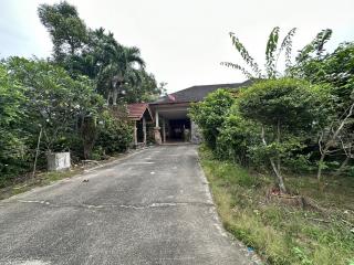 Single-storey detached house