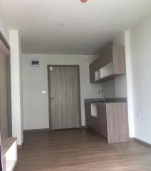 Golden Condo Laem Chabang