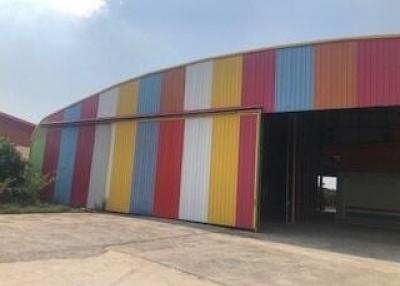 Warehouse next to the road, Tha Tum-Phutthaisong Road.