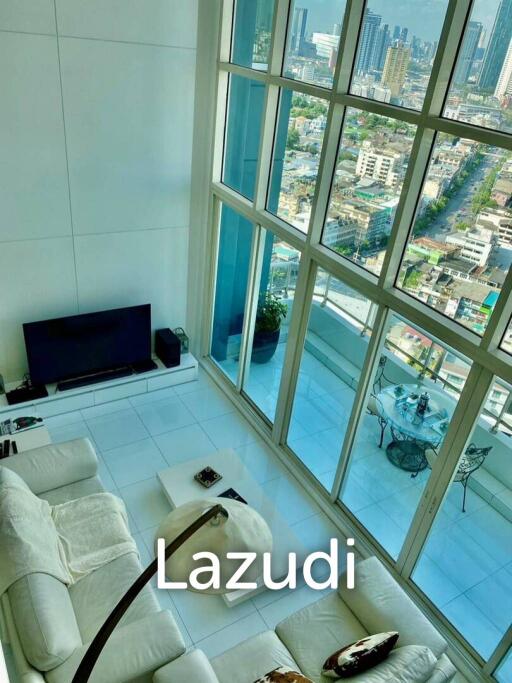 Watermark Chaophraya 4 bedroom penthouse for sale