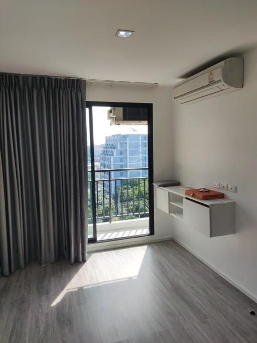 Condo Pause B Sukhumvit 107, 8th floor