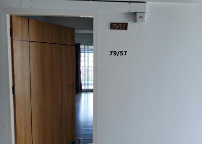 At 78 Condominium 2 rooms