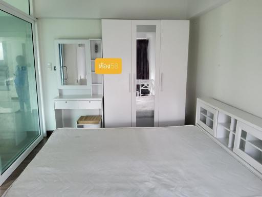 At 78 Condominium 2 rooms