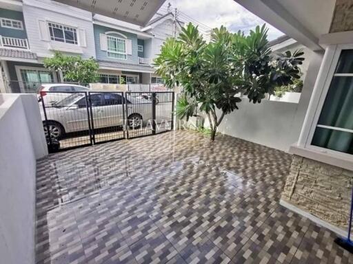 House For sale 3 bedroom 86 m² with land 125 m² in Bristol Park, Pattaya