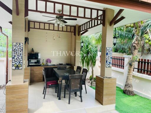 House For sale 3 bedroom 150 m² with land 256 m² in Baan Dusit Pattaya View, Pattaya