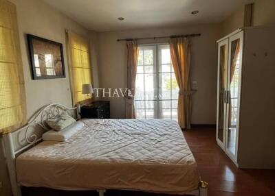 บ้าน ขาย 3 ห้องนอน 230 ตร.ม. ที่ดิน 280 m² ใน  Baan Fah Rim Haad, Pattaya