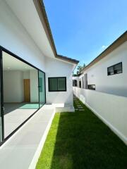 Modern and Stylish Japanese Style Family Home For Sale in Saraphi