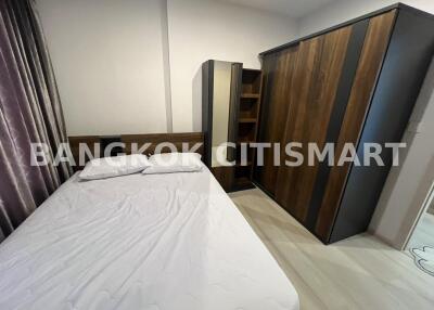 Condo at Life Pinklao for rent