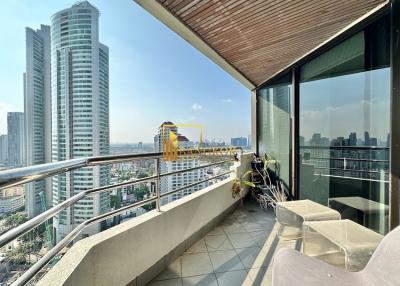 Lake Avenue  Spacious 2 Bedroom Property For Rent in Asoke