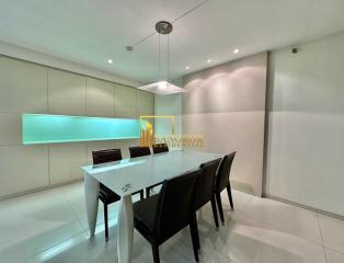 Las Colinas  Modern 2 Bedroom Condo in Asoke