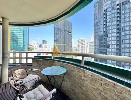 Las Colinas  Modern 2 Bedroom Condo in Asoke